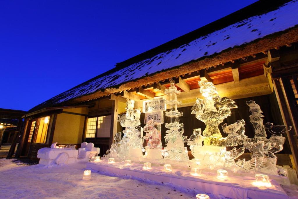 คายาบุคิโนะซาโตะ ยากูชิออนเซ็น ฮาตาโกะ Hotel Higashiagatsuma ภายนอก รูปภาพ